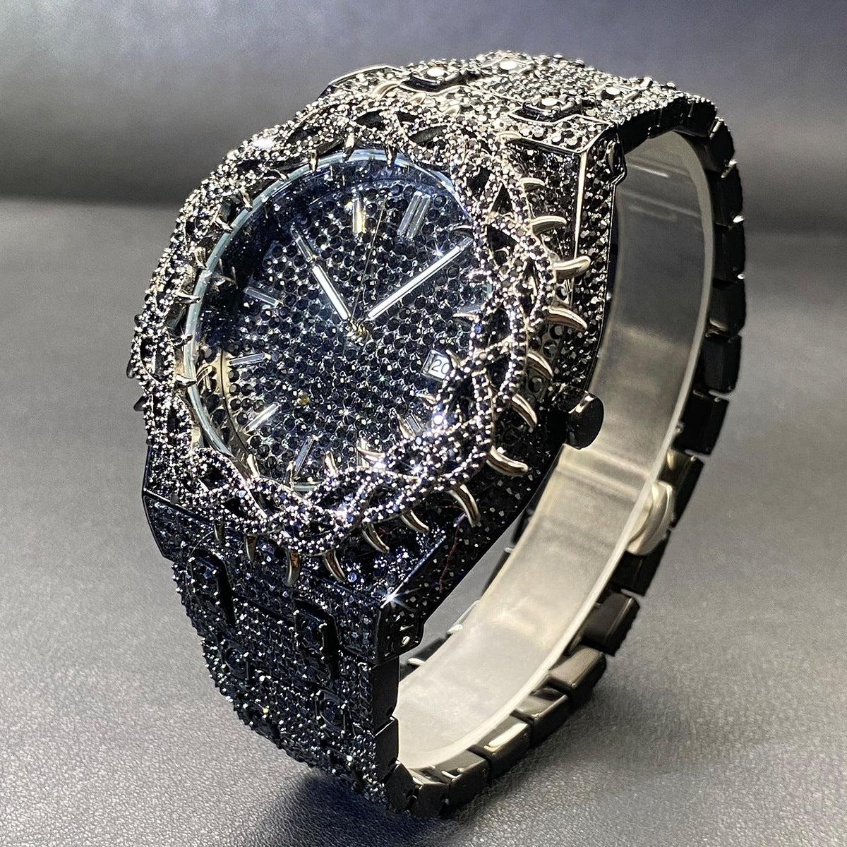 Green Diamond Hip Hop Men Watch Unique Thorn Dial Zircon Inlaid Big Case Luxury